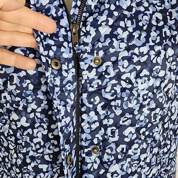 Talbots Quilted Blue Abstract Leopard Diamond Print Vest Size Large Petites - Picture 5 of 16